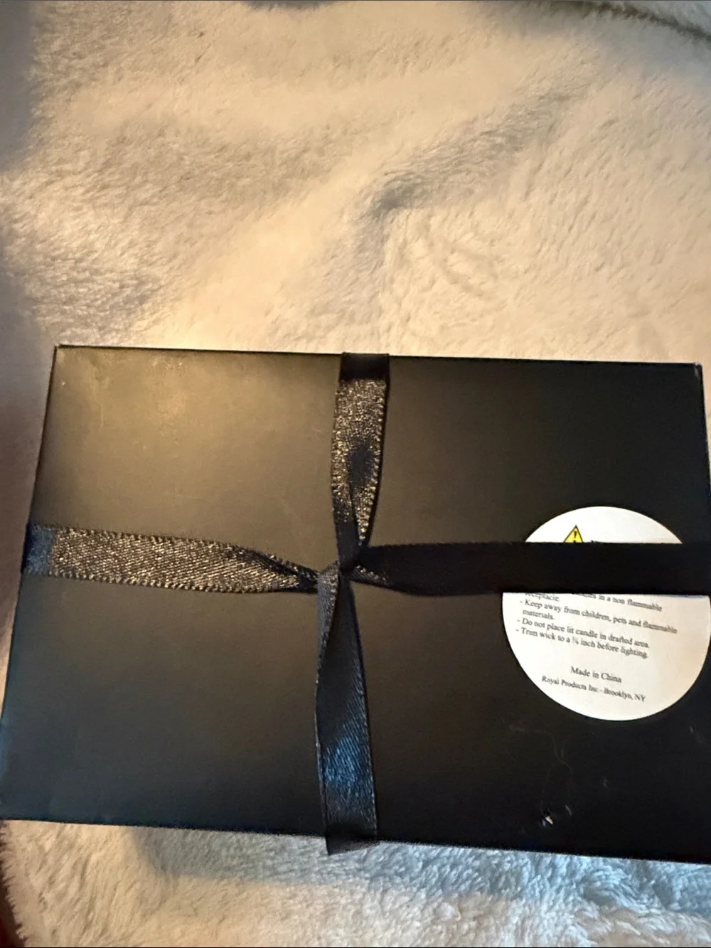 Bella Luxx Ghost Tea Light Candle Gift Set with Black Ribbon